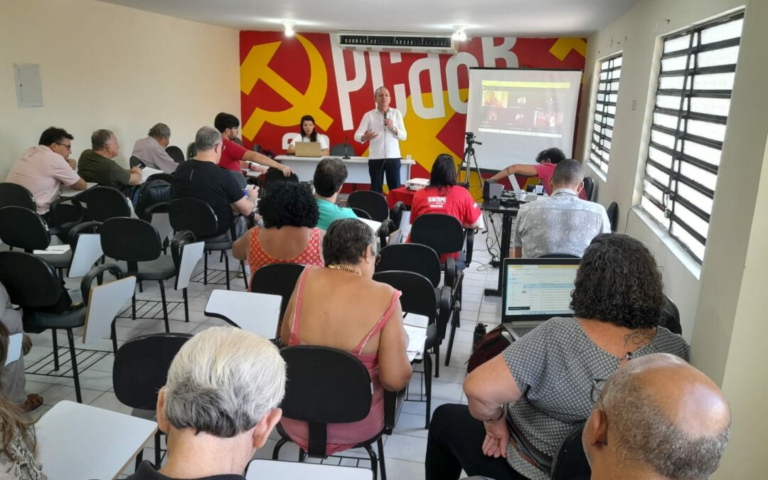 PCdoB-PE luta pelo êxito do Governo Lula, reforça oposição a Raquel Lyra e planeja organização partidária